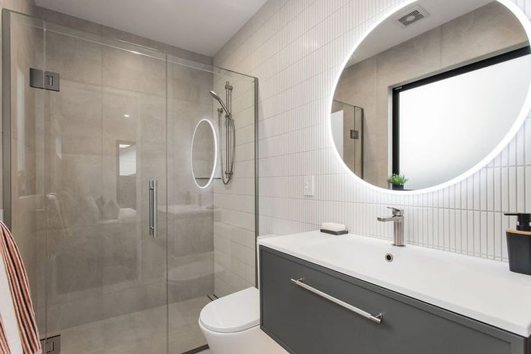 Photo of property in 17b Kirkwood Avenue, Upper Riccarton, Christchurch, 8041