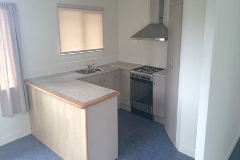 Photo of property in 2/23 Rata Street, New Lynn, Auckland, 0600