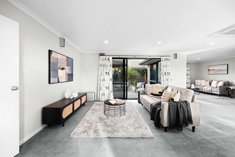 Photo of property in 6 Compton Grove, Huntington, Hamilton, 3210