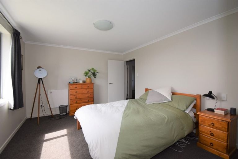 Photo of property in 4a Henderson Street, Mornington, Dunedin, 9011