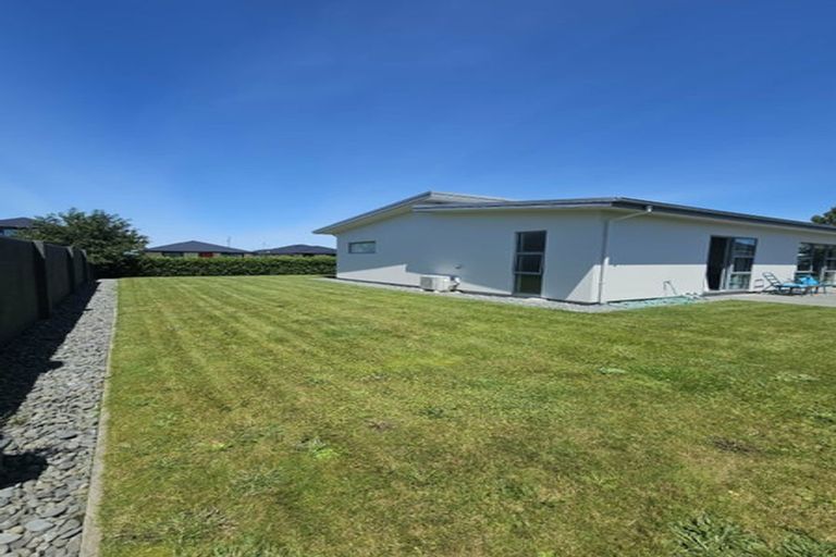 Photo of property in 2 Nga Tupuna Street, Pegasus, 7612