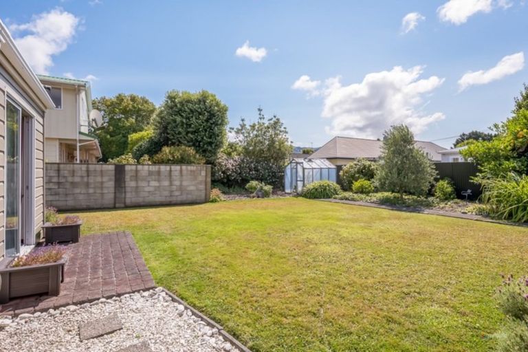 Photo of property in 34a Fairfield Avenue, Fairfield, Lower Hutt, 5011