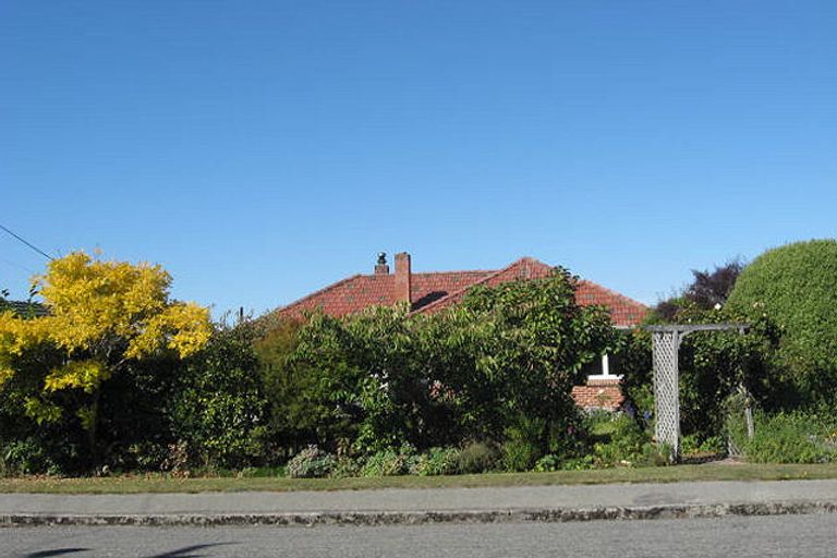 Photo of property in 37 Harris Street, Waimate, 7924