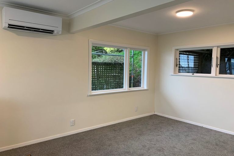 Photo of property in 155 Onslow Road, Khandallah, Wellington, 6035