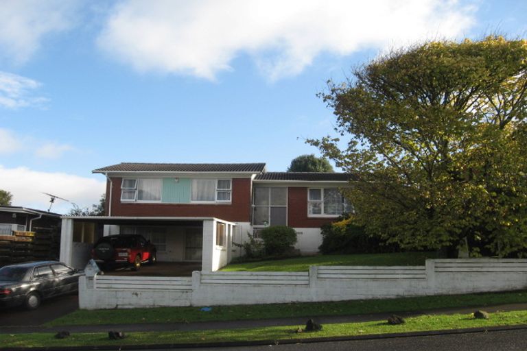 Photo of property in 13 Archmillen Avenue, Pakuranga Heights, Auckland, 2010