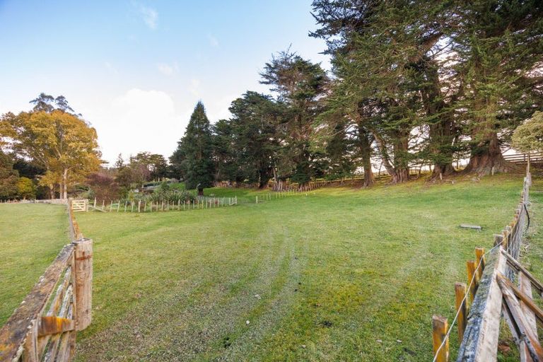 Photo of property in 442 Zigzag Road, Pohangina, Feilding, 4775