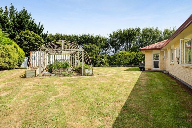 Photo of property in 10b Gladstone Street, Hawera, 4610