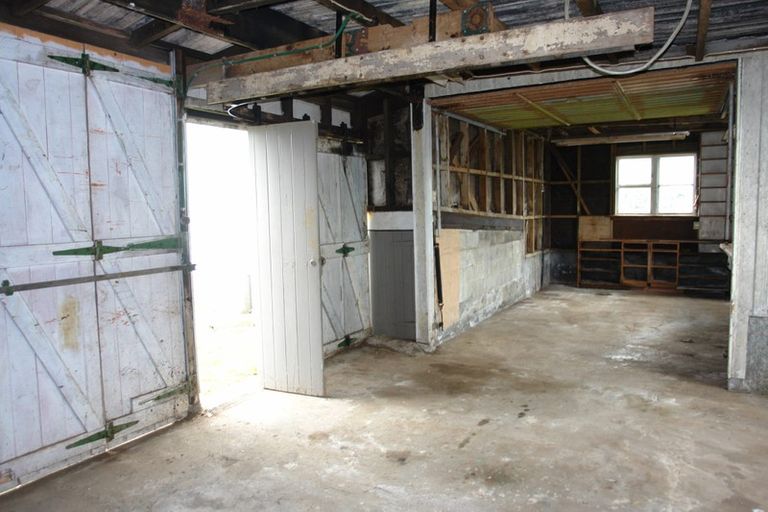 Photo of property in 28 Cambridge Street, Patea, 4520