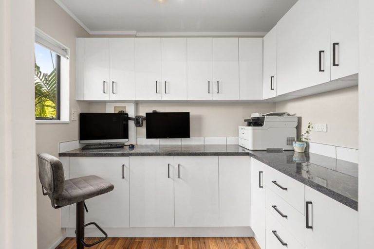 Photo of property in 14 Meander Drive, Welcome Bay, Tauranga, 3112