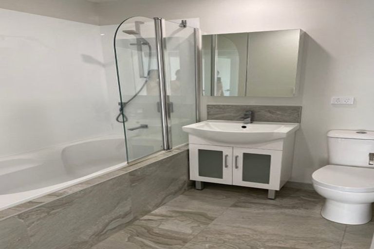 Photo of property in 9 Riroriro Close, Papakura, 2110