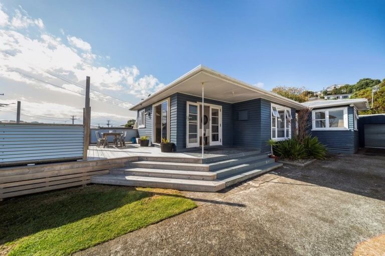 Photo of property in 12 Rosendale Avenue, Spotswood, New Plymouth, 4310