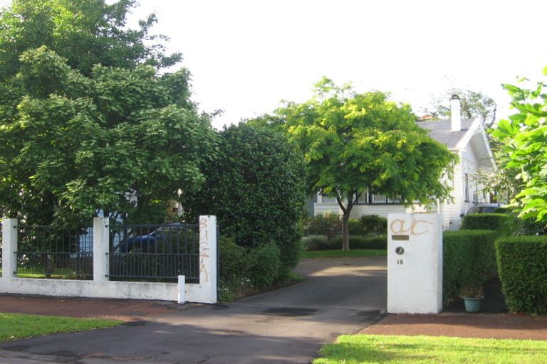 Photo of property in 16 Epsom Avenue, Epsom, Auckland, 1023
