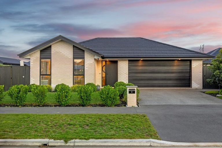 Photo of property in 4 Selfe Crescent, Burwood, Christchurch, 8083
