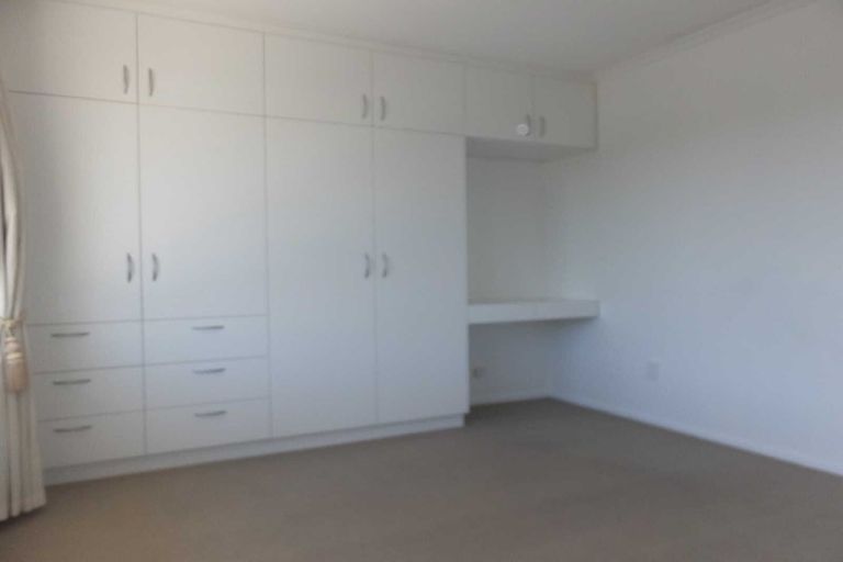 Photo of property in 2/11 Powell Crescent, Ilam, Christchurch, 8041