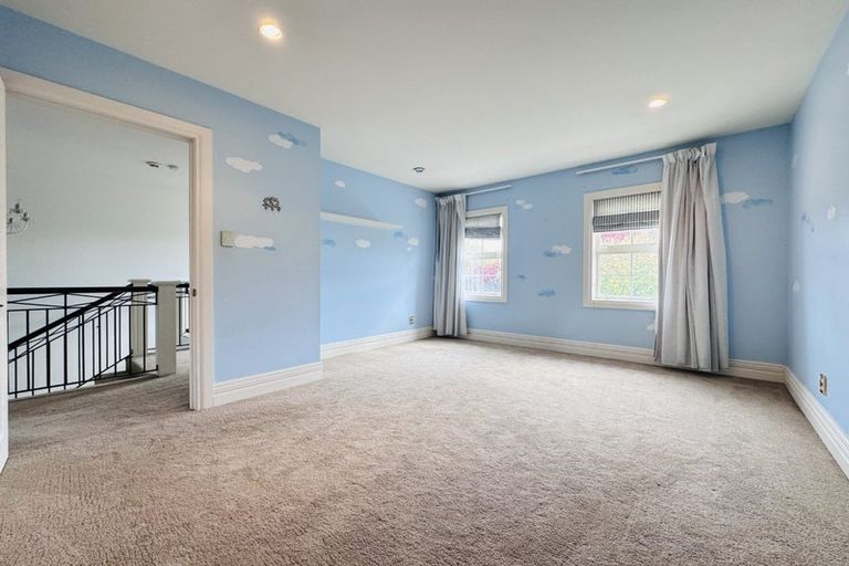 Photo of property in 12 Snowdon Road, Fendalton, Christchurch, 8052