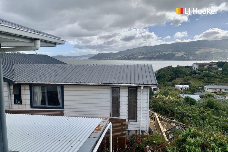 Photo of property in 15 Porterfield Street, Macandrew Bay, Dunedin, 9014