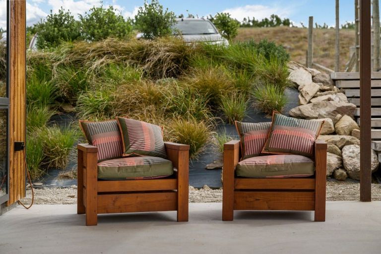 Photo of property in 45 Stella Way, Waikerikeri, Alexandra, 9391