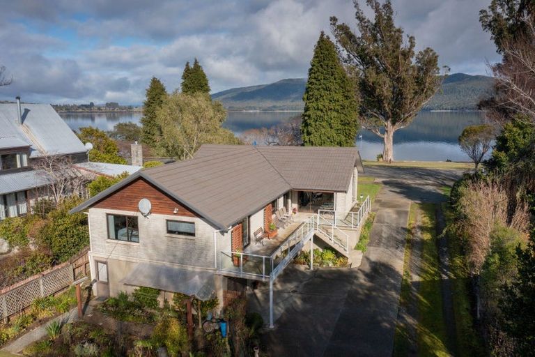 Photo of property in 120 Te Anau Terrace, Te Anau, 9600