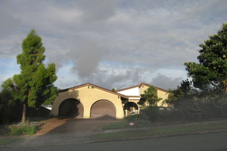 Photo of property in 118 Porritt Avenue, Chatswood, Auckland, 0626