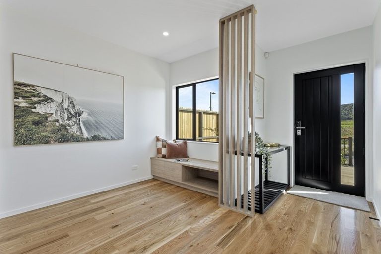 Photo of property in 76 Ashley Avenue, Long Bay, Auckland, 0630