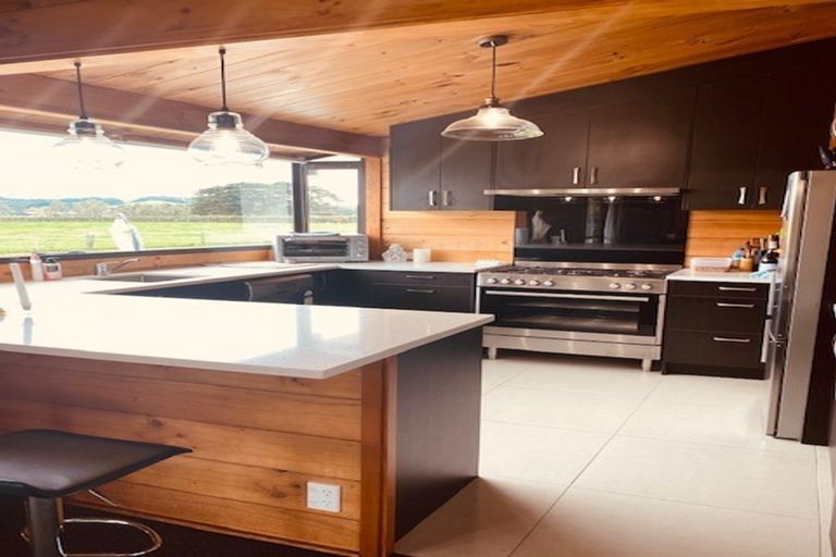 Photo of property in 396 Airfield Road, Ardmore, Papakura, 2582