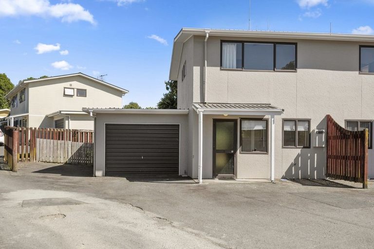 Photo of property in 2/11 Robins Road, Judea, Tauranga, 3110