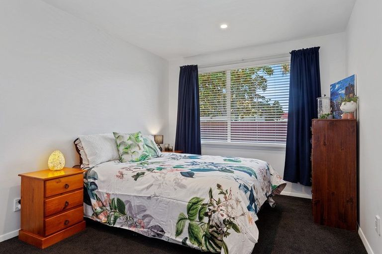 Photo of property in 3/211 Aldwins Road, Phillipstown, Christchurch, 8062