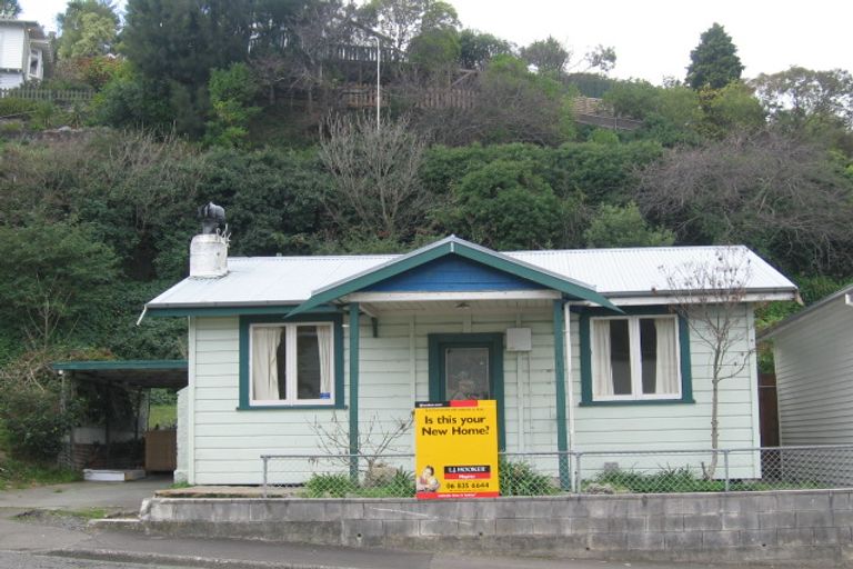 Photo of property in 11 Chaucer Road, Hospital Hill, Napier, 4110