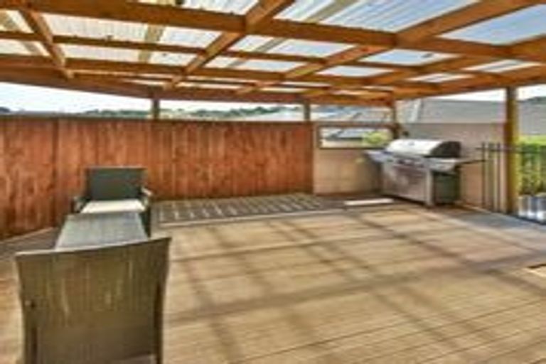 Photo of property in 318 Hill Road, The Gardens, Auckland, 2105