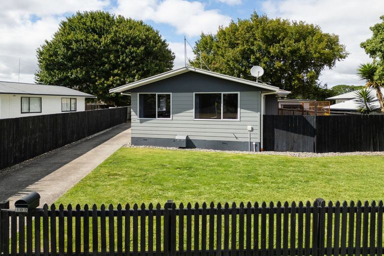 Photo of property in 103 Collins Road, Melville, Hamilton, 3206