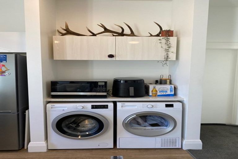 Photo of property in 129a Forth Street, North Dunedin, Dunedin, 9016