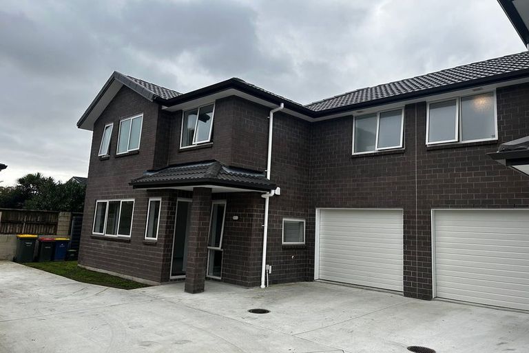 Photo of property in 4b Bosun Place, Te Atatu Peninsula, Auckland, 0610