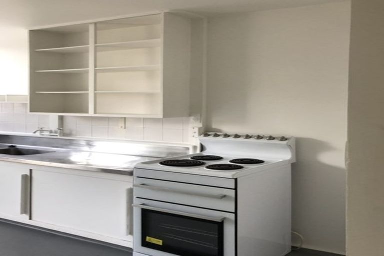 Photo of property in 1/52 Glen Road, Ranui, Auckland, 0612