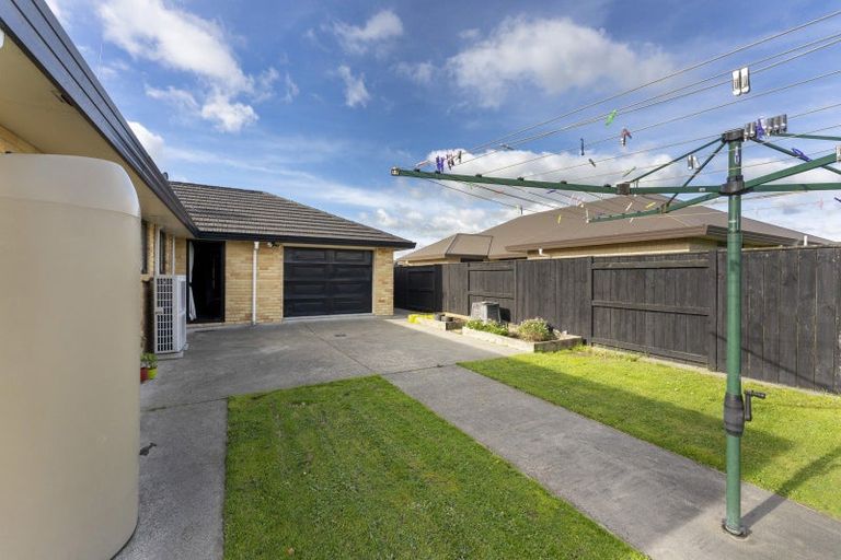 Photo of property in 10 Rodeo Drive, Kelvin Grove, Palmerston North, 4414