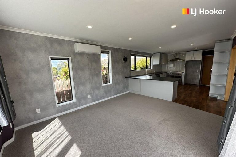 Photo of property in 30 Walton Park Avenue, Fairfield, Dunedin, 9018