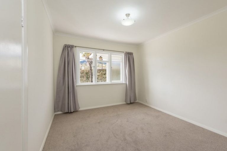 Photo of property in 4 Mcmahon Street, Stoke, Nelson, 7011