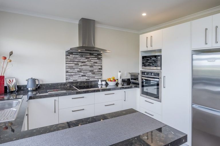 Photo of property in 57/91 Mako Mako Road, Levin, 5510