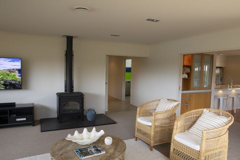 Photo of property in 6 Kaiwaka-mangawhai Road, Mangawhai, Kaiwaka, 0573
