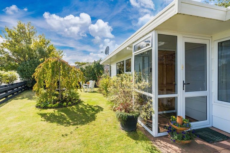 Photo of property in 71 Acacia Bay Road, Nukuhau, Taupo, 3330