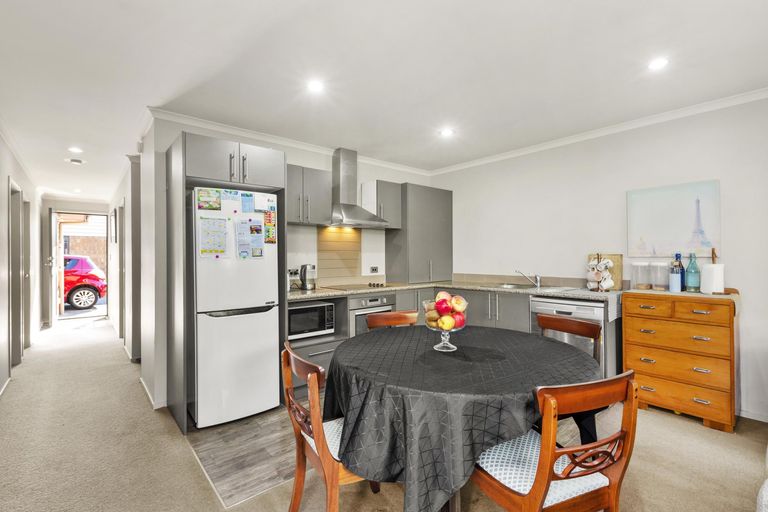 Photo of property in 9/31 Jones Crescent, Melville, Hamilton, 3206