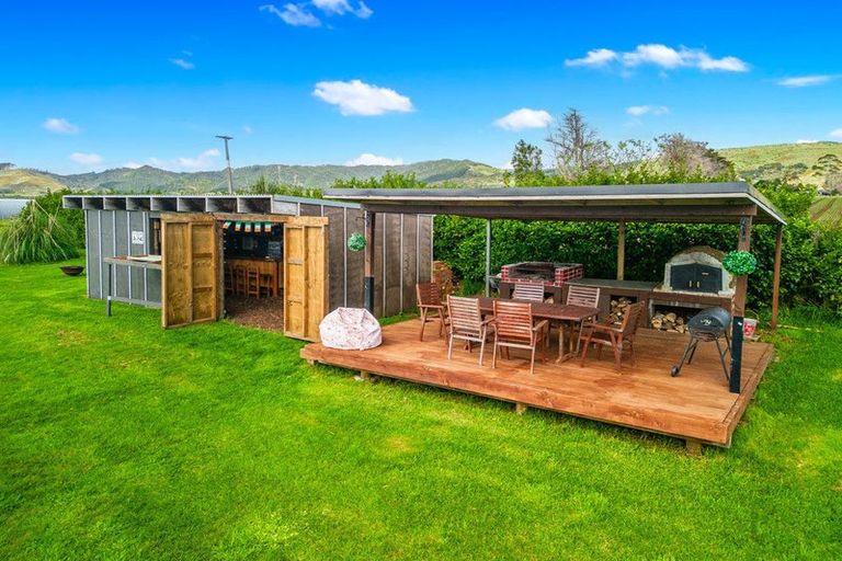 Photo of property in 1333a Tuakau Bridge-port Waikato Road, Port Waikato, 2693