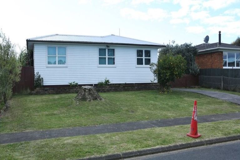 Photo of property in 6 Bettina Place, Manurewa, Auckland, 2102