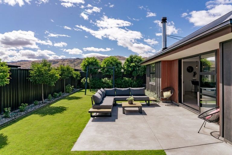 Photo of property in 30 Olds Crescent, Cromwell, 9310