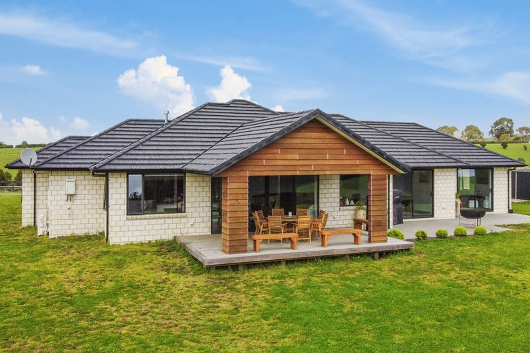 Photo of property in 576b Te Ahu Ahu Road, Waimate North, Kerikeri, 0293