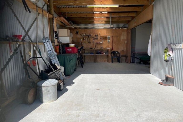 Photo of property in 42 Waimarama Street, Waikawa, Picton, 7220