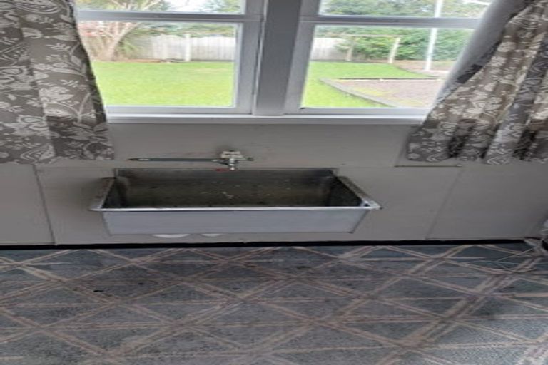 Photo of property in 10 Oraha Road, Huapai, Kumeu, 0810