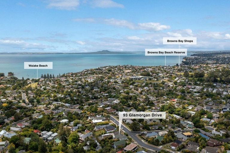 Photo of property in 93 Glamorgan Drive, Torbay, Auckland, 0630