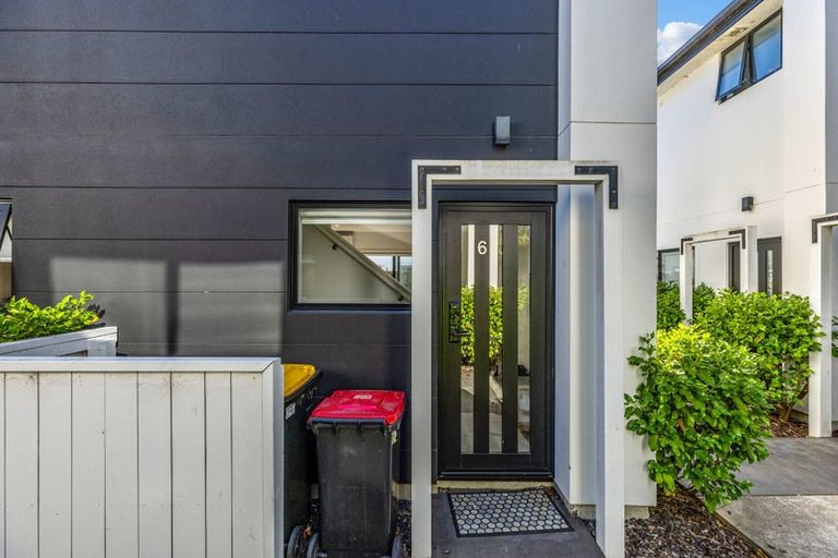 Photo of property in 6/221 Armagh Street, Christchurch Central, Christchurch, 8011