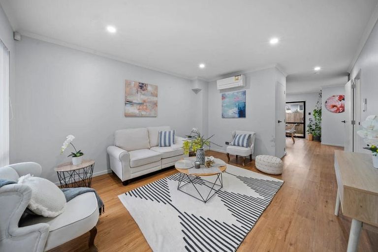 Photo of property in 10b Kent Road, Manurewa, Auckland, 2102