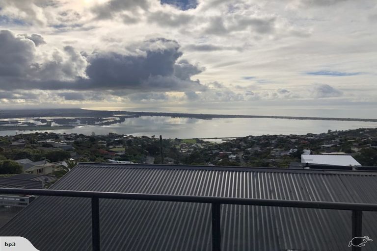 Photo of property in 2/12 Muritai Terrace, Mount Pleasant, Christchurch, 8081